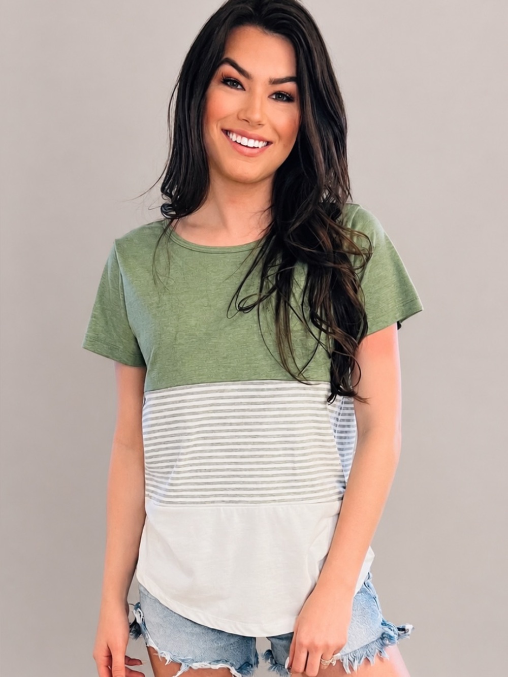 Nursing Queen Color Block Tee - Green